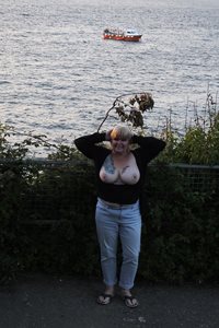 Out & About: A walk along the harbour and a quick flash of my tits for ever...