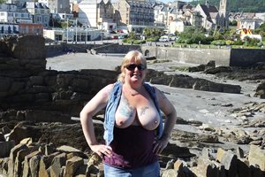 Out & About: A walk along the seafront and had to have a quick flash of my ...