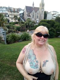 Out & About: More of me enjoying the bank holiday weekend before it gets to...