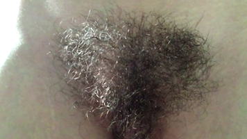 This week my girlfriend of six years is going to shave her pussy for the fi...