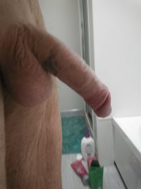 anyone like a good licking and a fuck ???