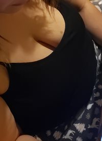 My wife doesn't think she is sexy and fuckable. I think she is wrong, what ...