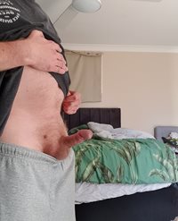 I love showing my cock