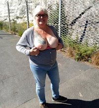 Out & About: A quick walk and a quick flash of my tits, when the sun's out ...