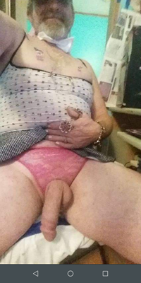 SISSYTRAVIS LOVES  BEING THE BOTTOMSLUT,IM  TOTALLY A GAY SUBMISSIVE...💋❤️...