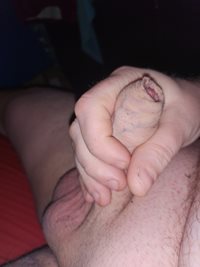 Feeling well horny again need some pussy