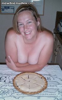 Do you like my pie? Want me to make a creampie?