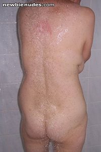 anyone want to wash my back?