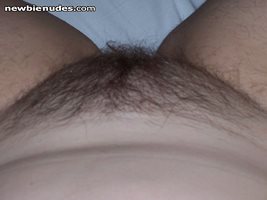 Do you like my furry cunt, Who wants to lick it!