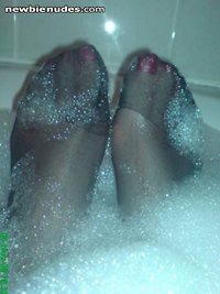 sweaty work feet in bath