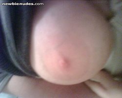look at this nipple anybody want to suck it?