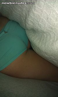 wifes sexy ass who wants it ?