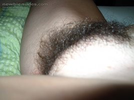 What do you think of her hairy pussy