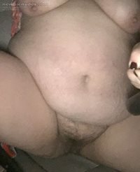 WHAT DO YOU GUYS THINK OF MY SEXXXY FAT BODY FLASHING THE TRUCKERS