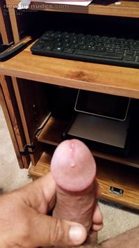 Leaking from all the hot pussy & cock on NN !